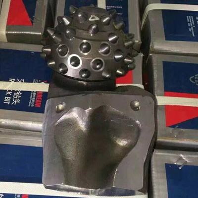 45-55hrc炭化タングステンの炉心バレルのためのTriconeローラーの円錐形の穴あけ工具